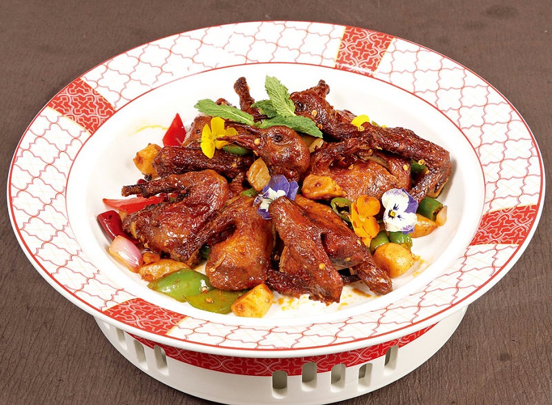 香辣干锅乳鸽