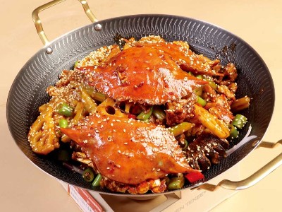 大厨四宝香辣风味干锅酱应用-干锅龙鳄争香